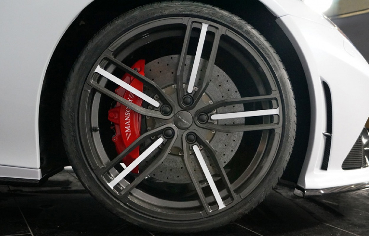 mansory_ferrari_f12_stallone_17.jpg
