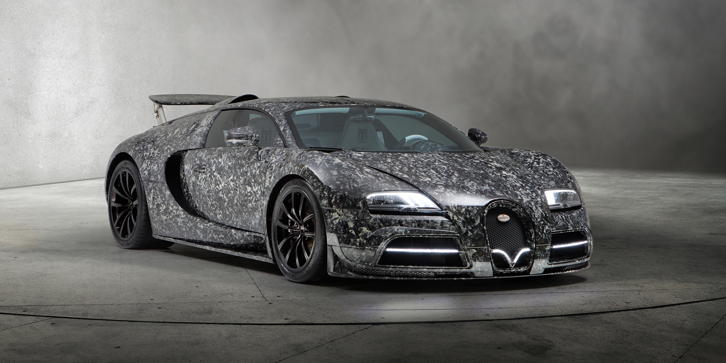 mansory_bugatti_veyron_vivere_01.jpg