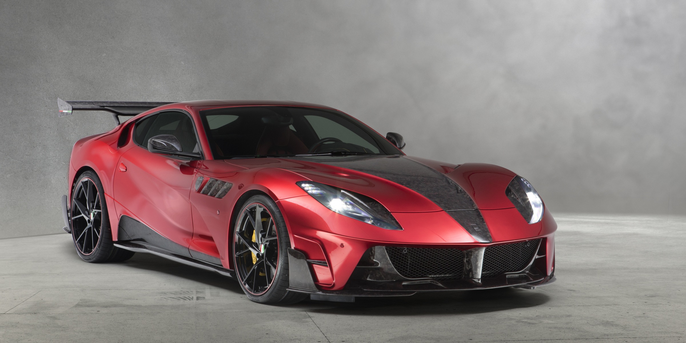 mansory_ferrari_812_stallone_03.jpg