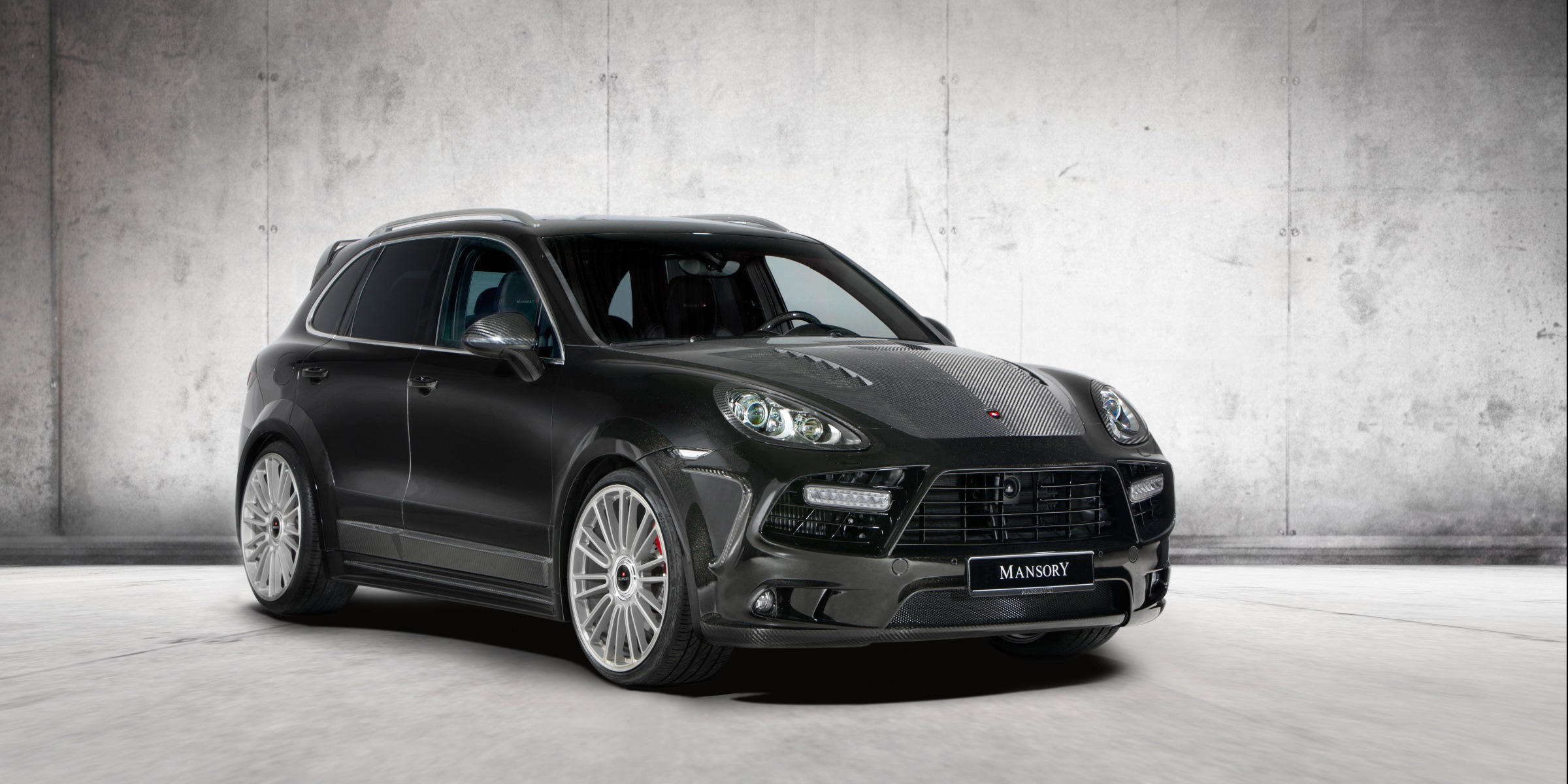 mansory_porsche_958_cayenne_14.jpg