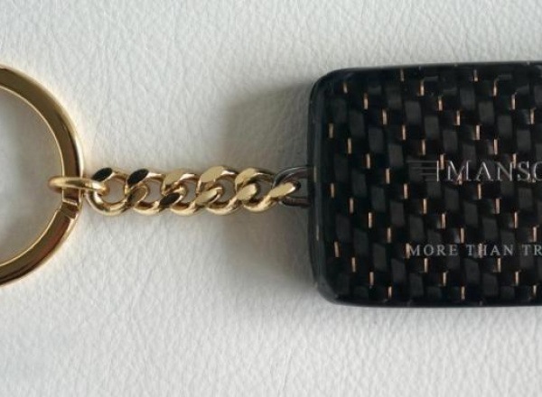 carbon pendant gold
