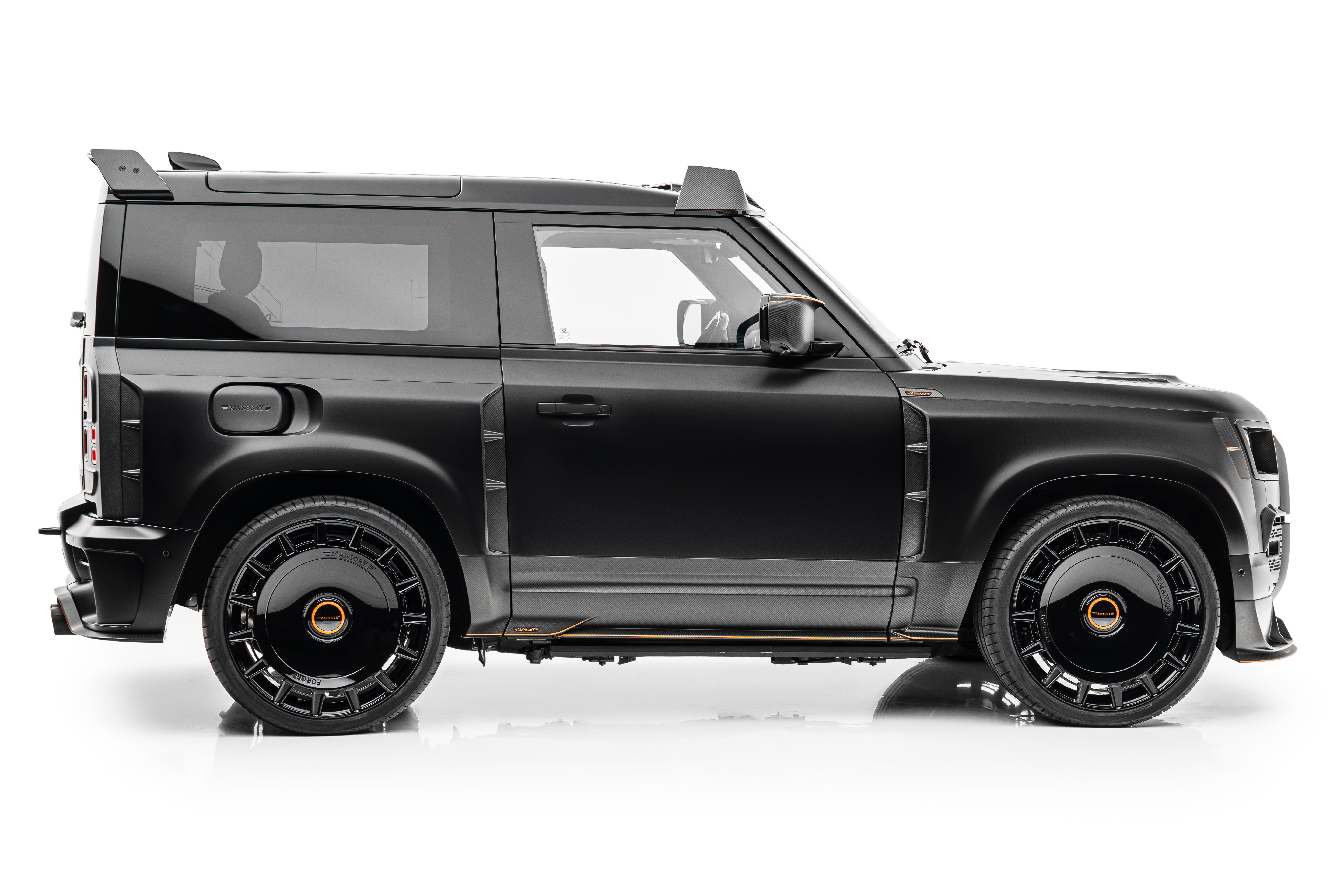 mansory_defender_black_edition3