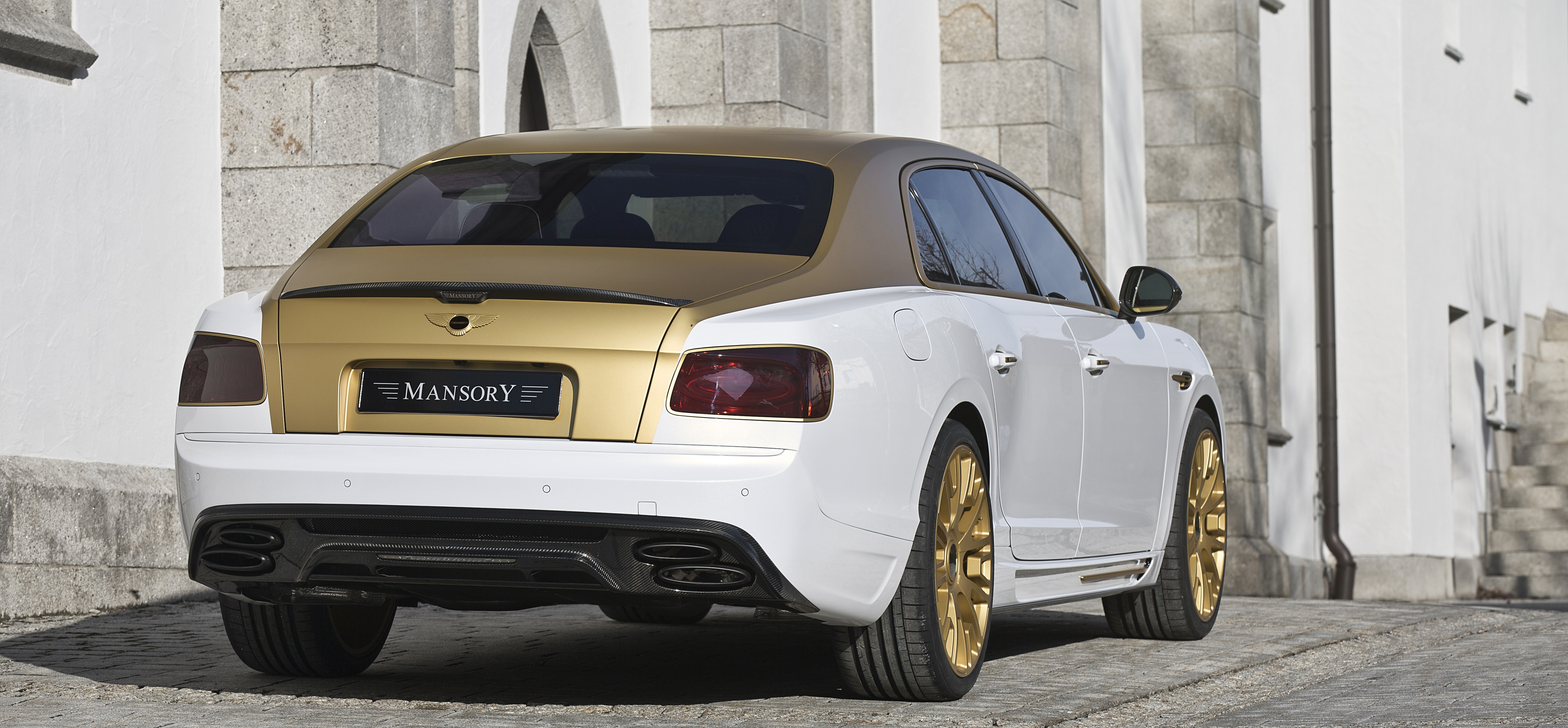 mansory_bentley_flying_spur_new_02.jpg