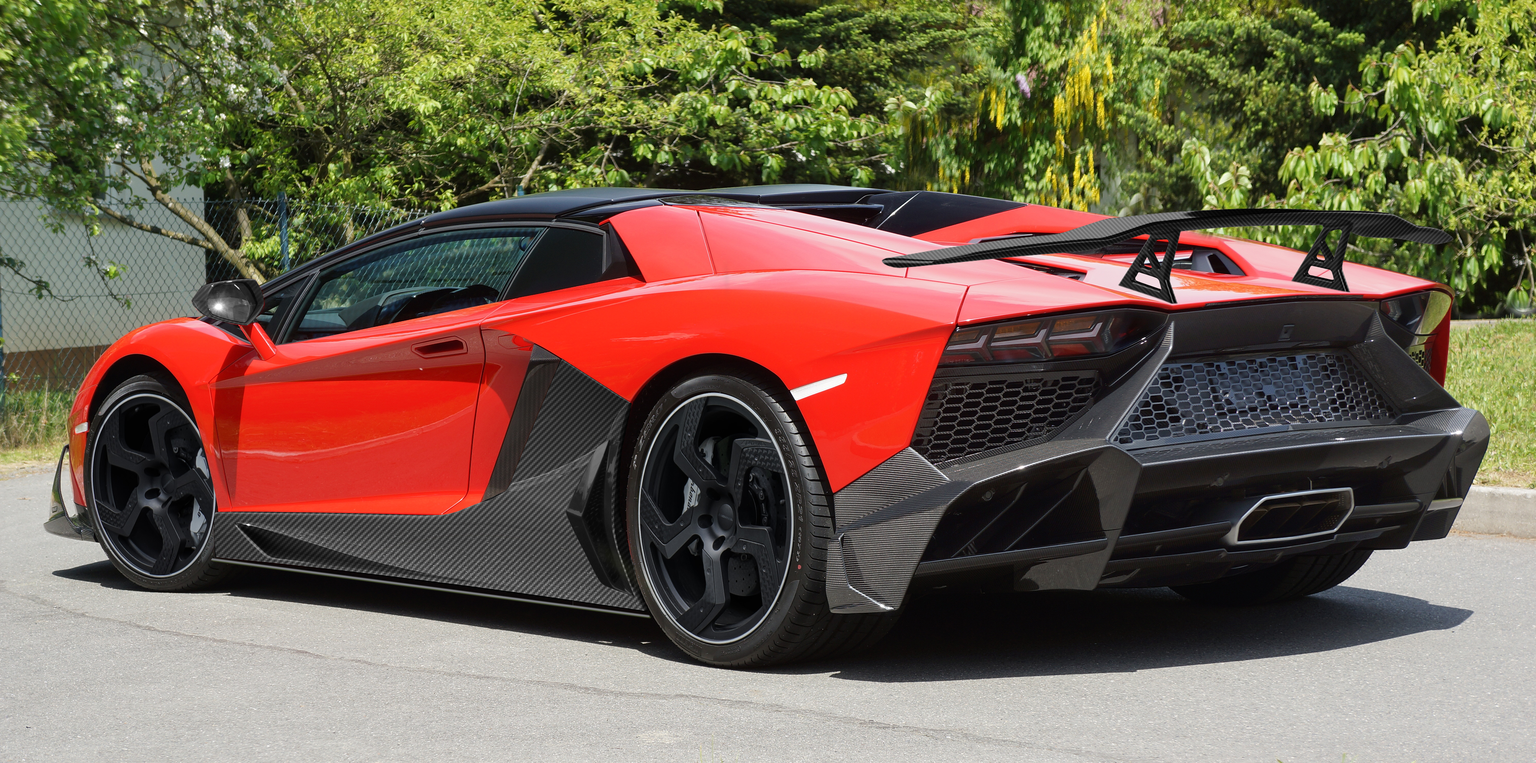 mansory_lamborghini_aventador_competition_38.jpg