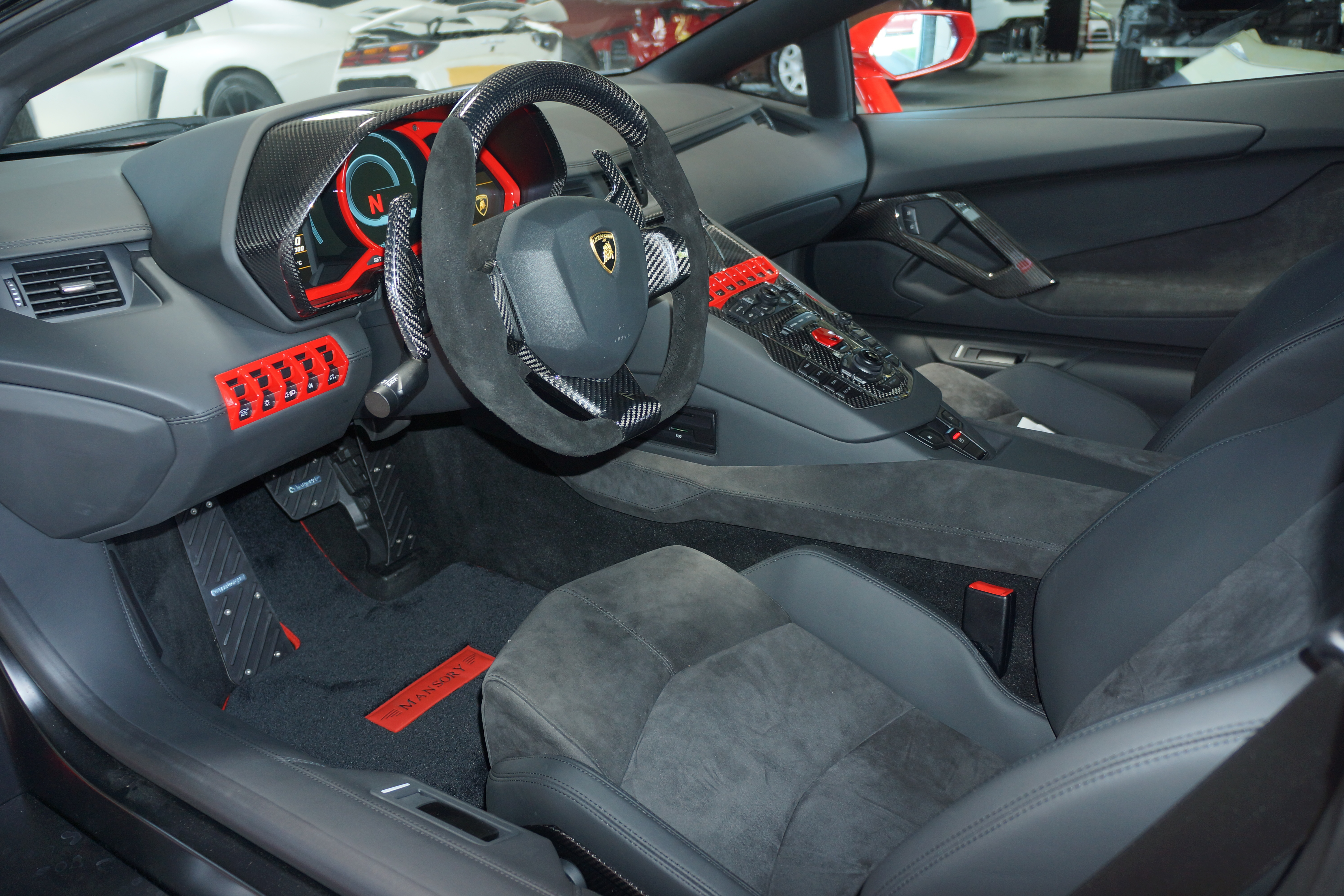 mansory_lamborghini_aventador_competition_42.jpg