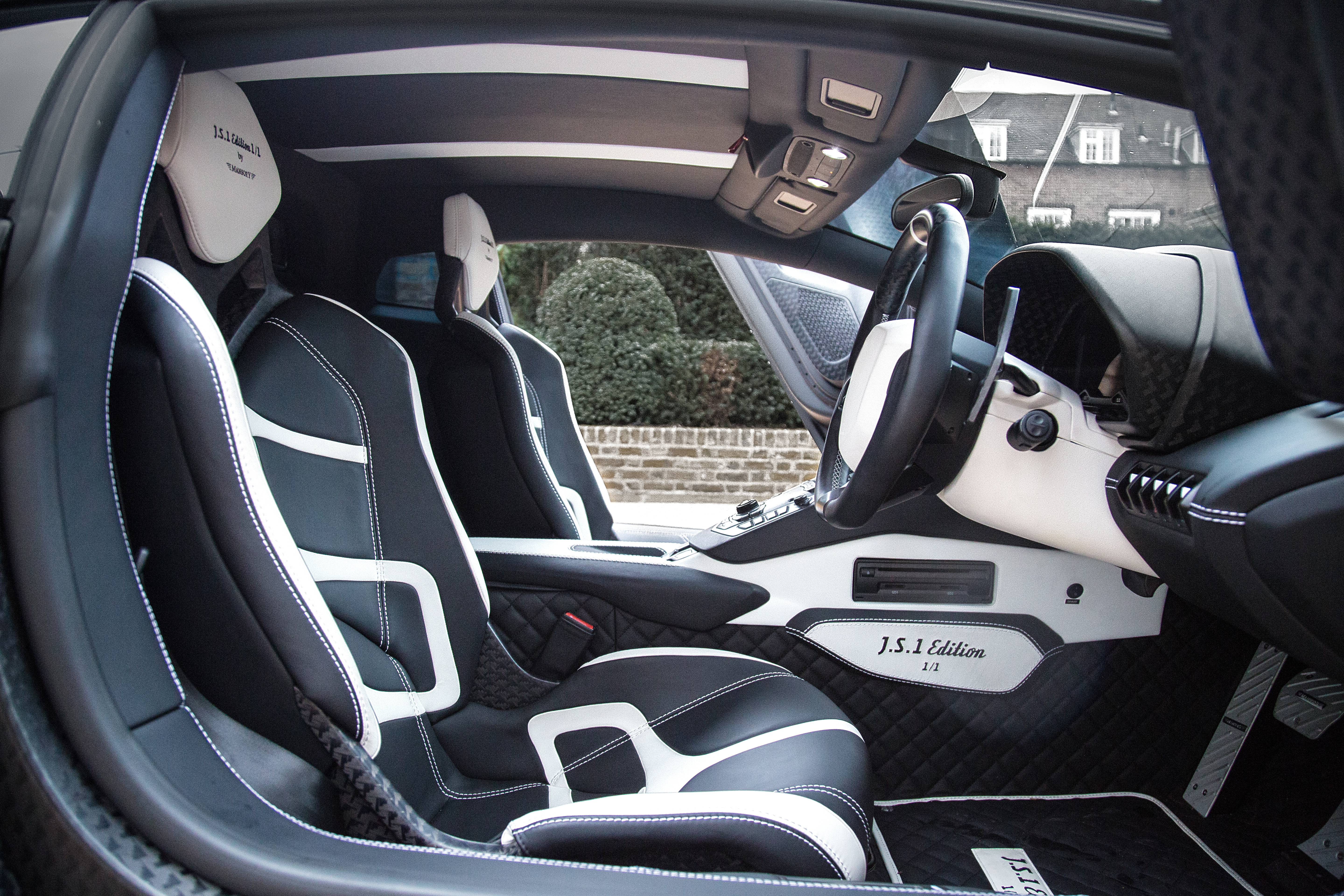 mansory_lamborghini_aventador_sv_js1_10.jpg