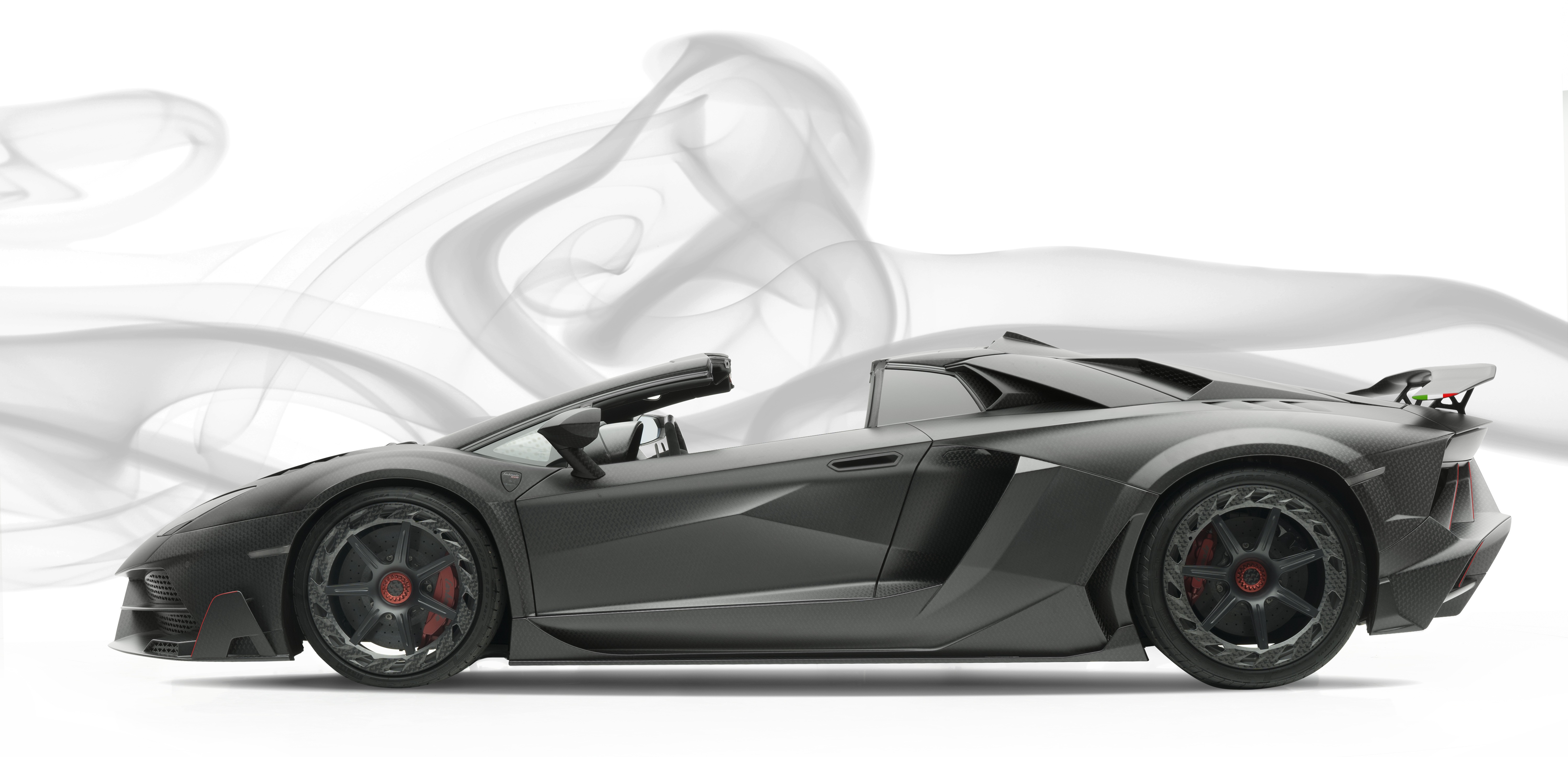 mansory_lamborghini_aventador_carvonado_evo_05.jpg