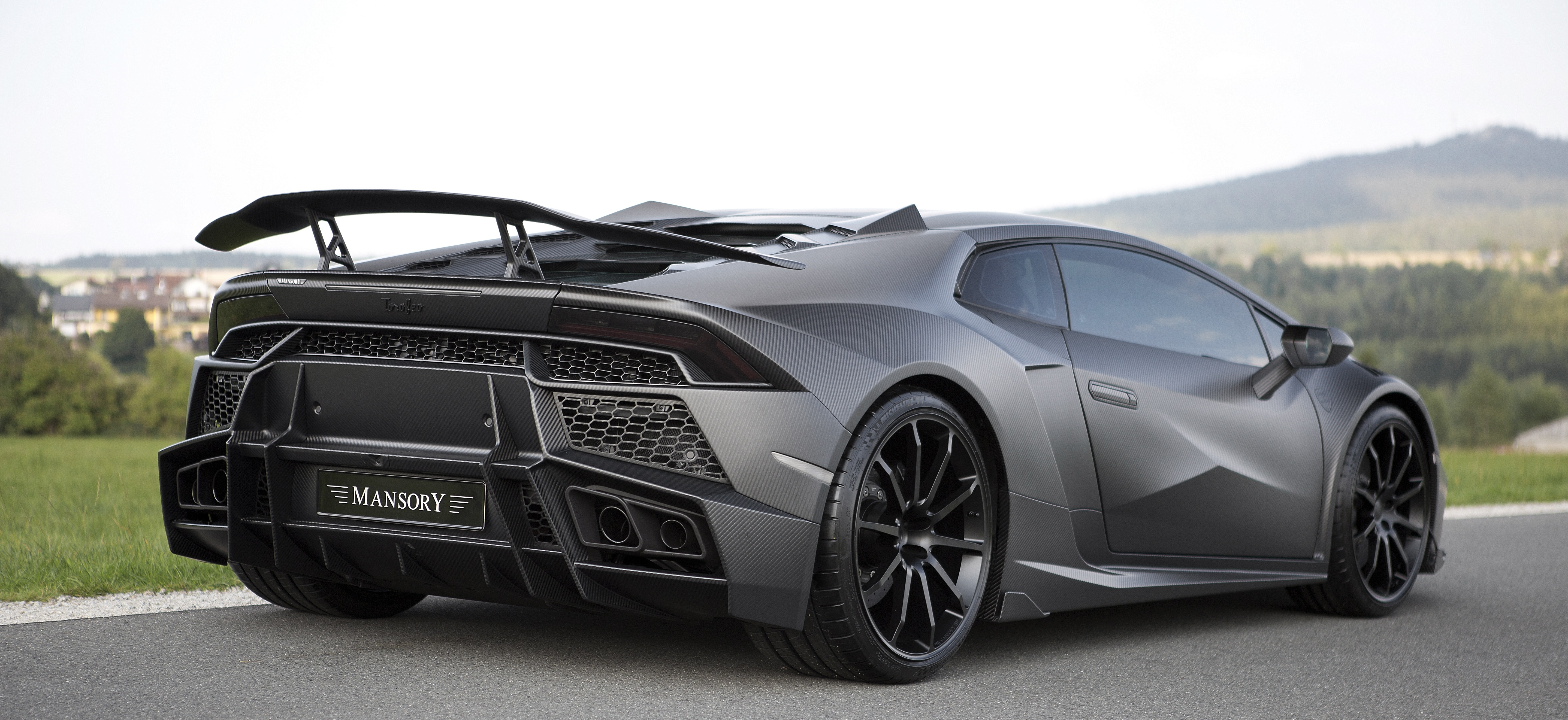 mansory_lamborghini_huracan_torofeo02.jpg