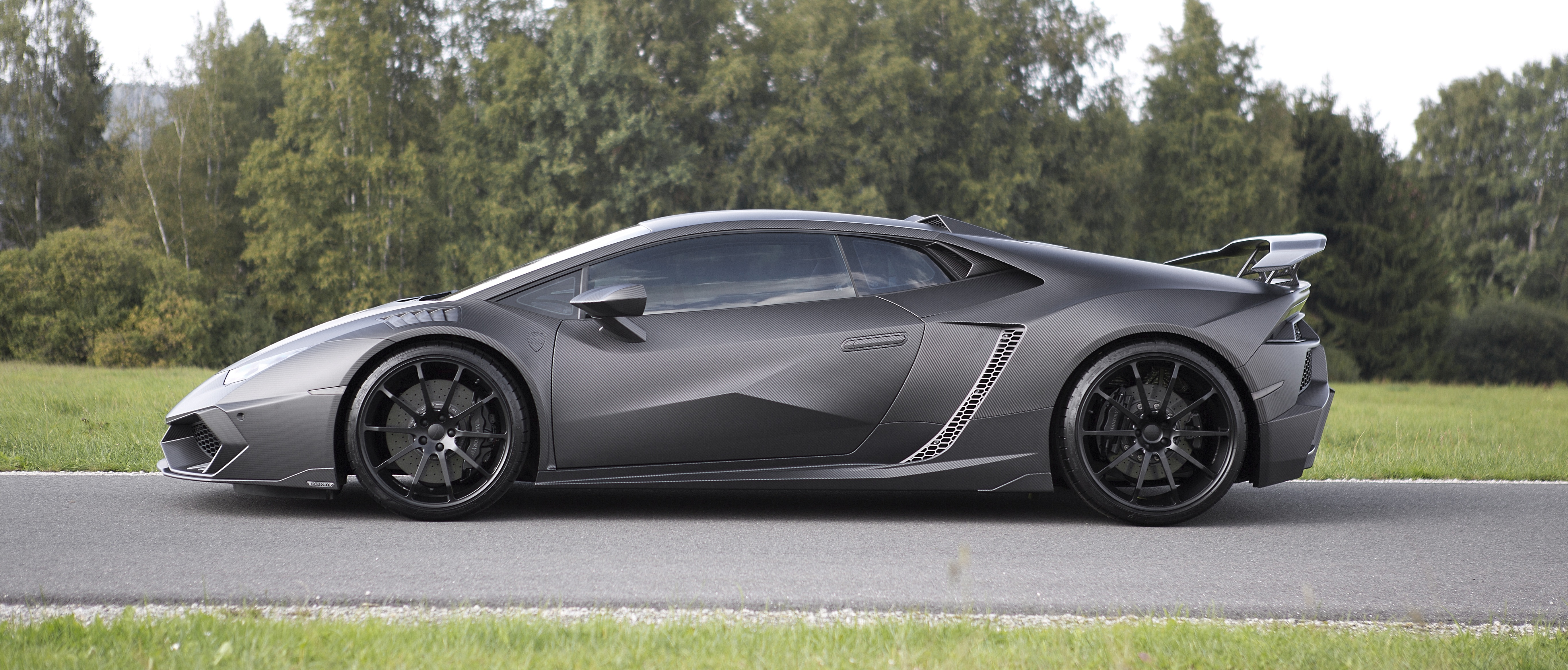 mansory_lamborghini_huracan_torofeo03.jpg