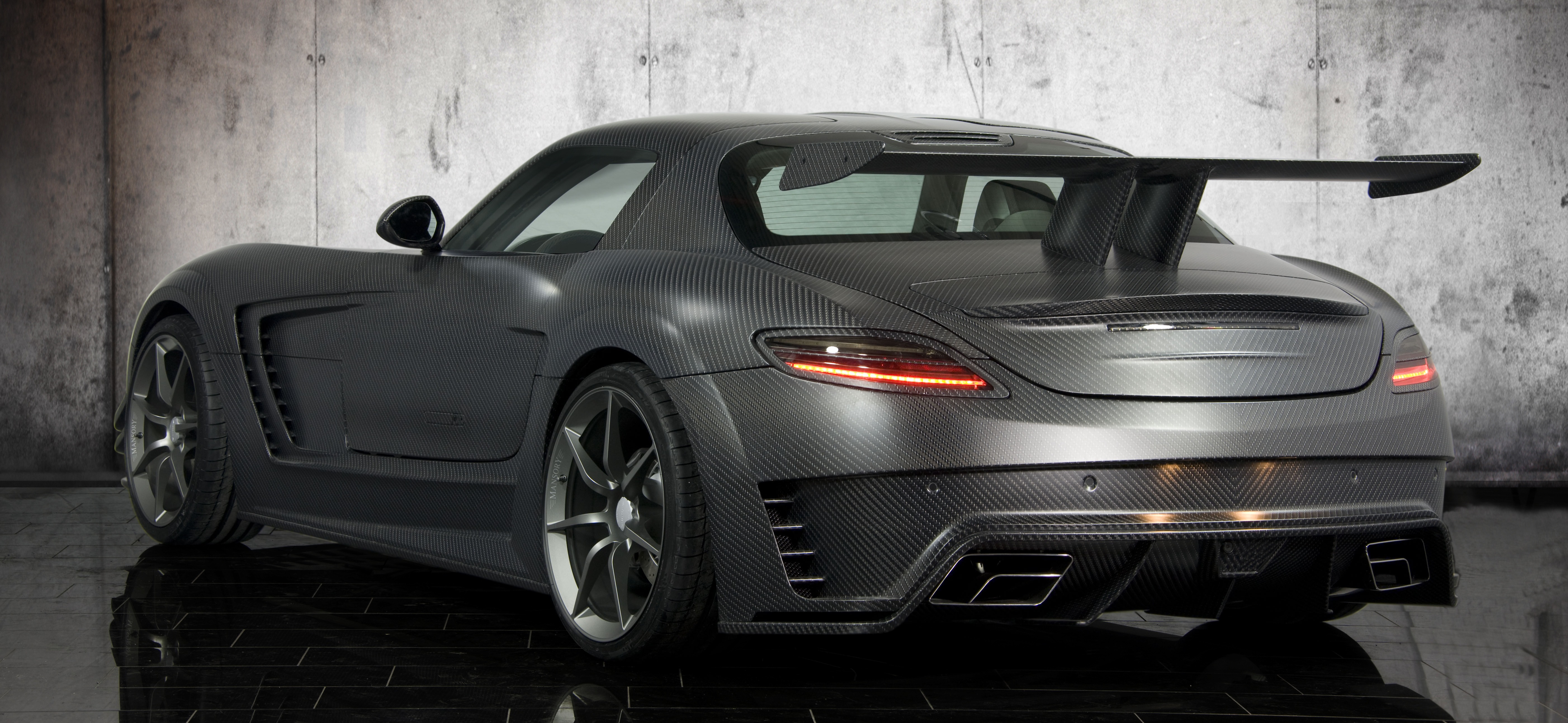mansory_mercedes-benz_cormeum_09.jpg