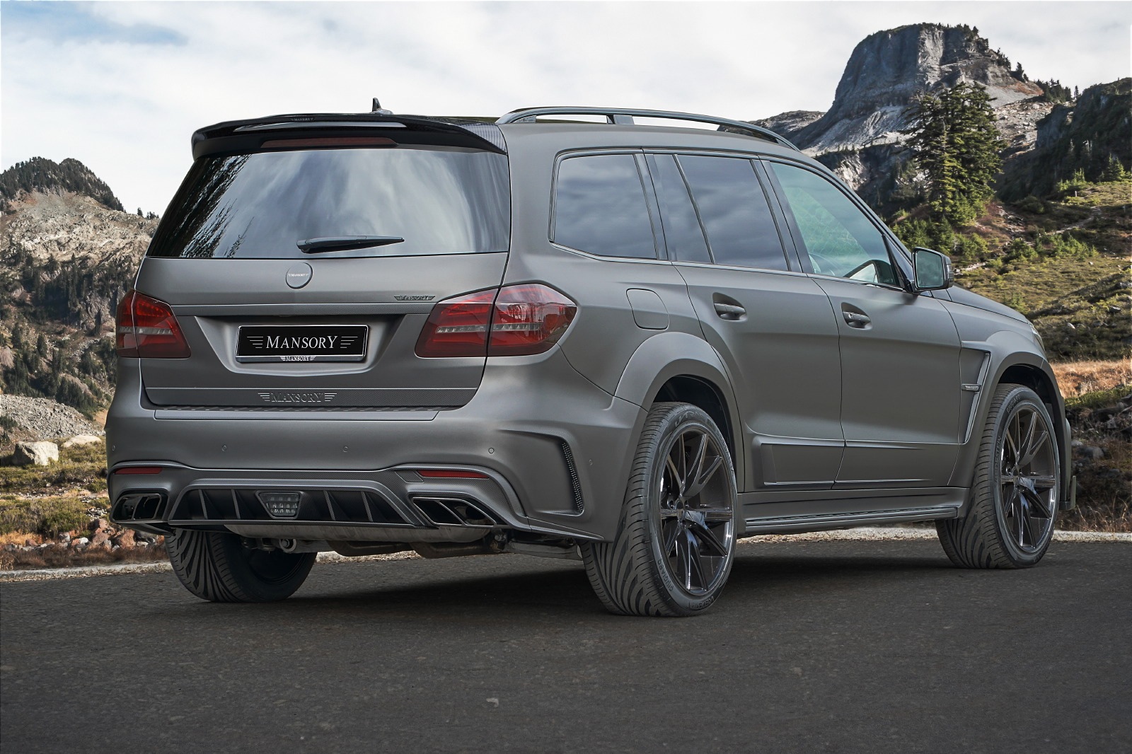 mansory_mercedes-benz_gls_amg_02.jpg