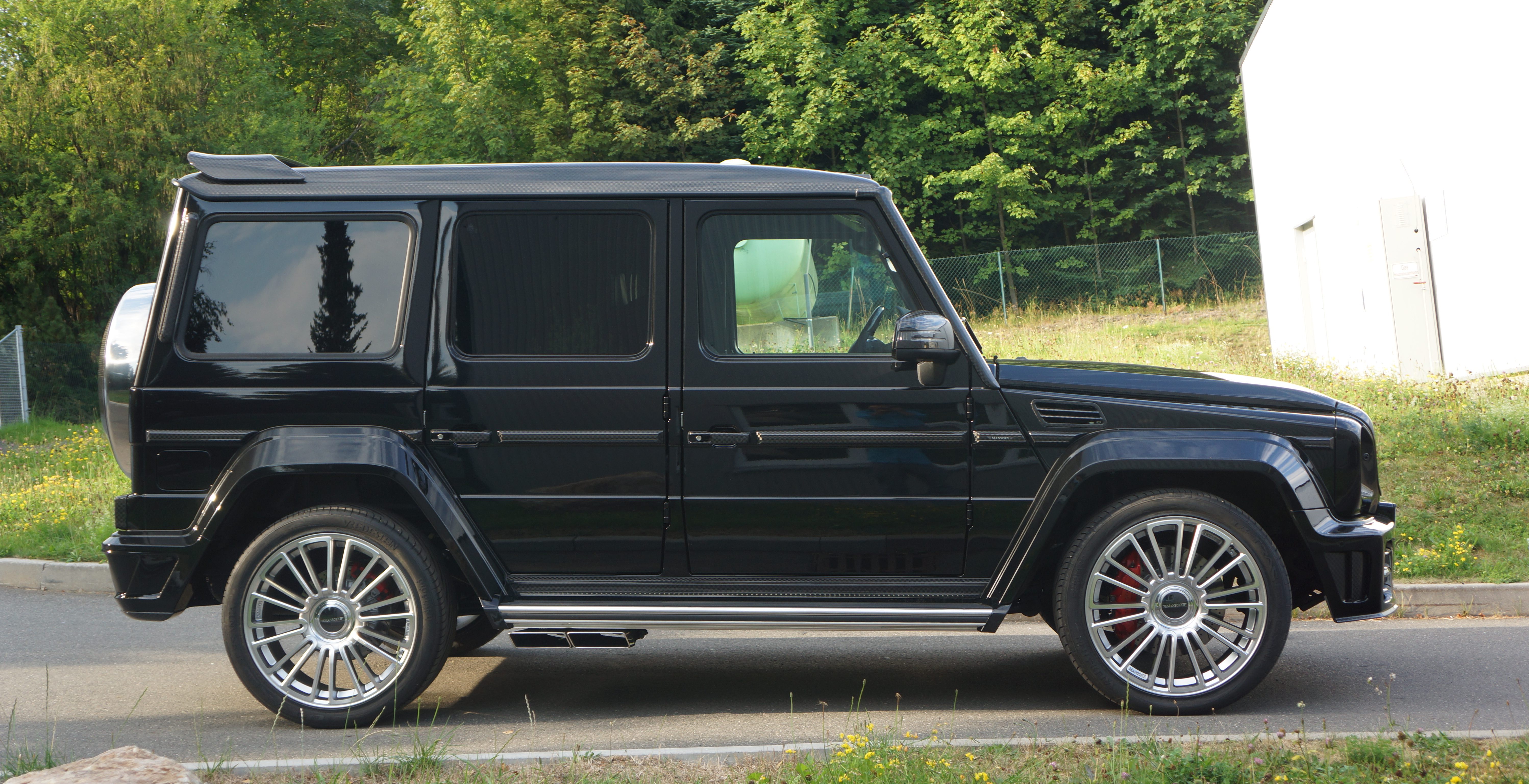 mansory_mercedes-benz_g-class_gronos_12.jpg