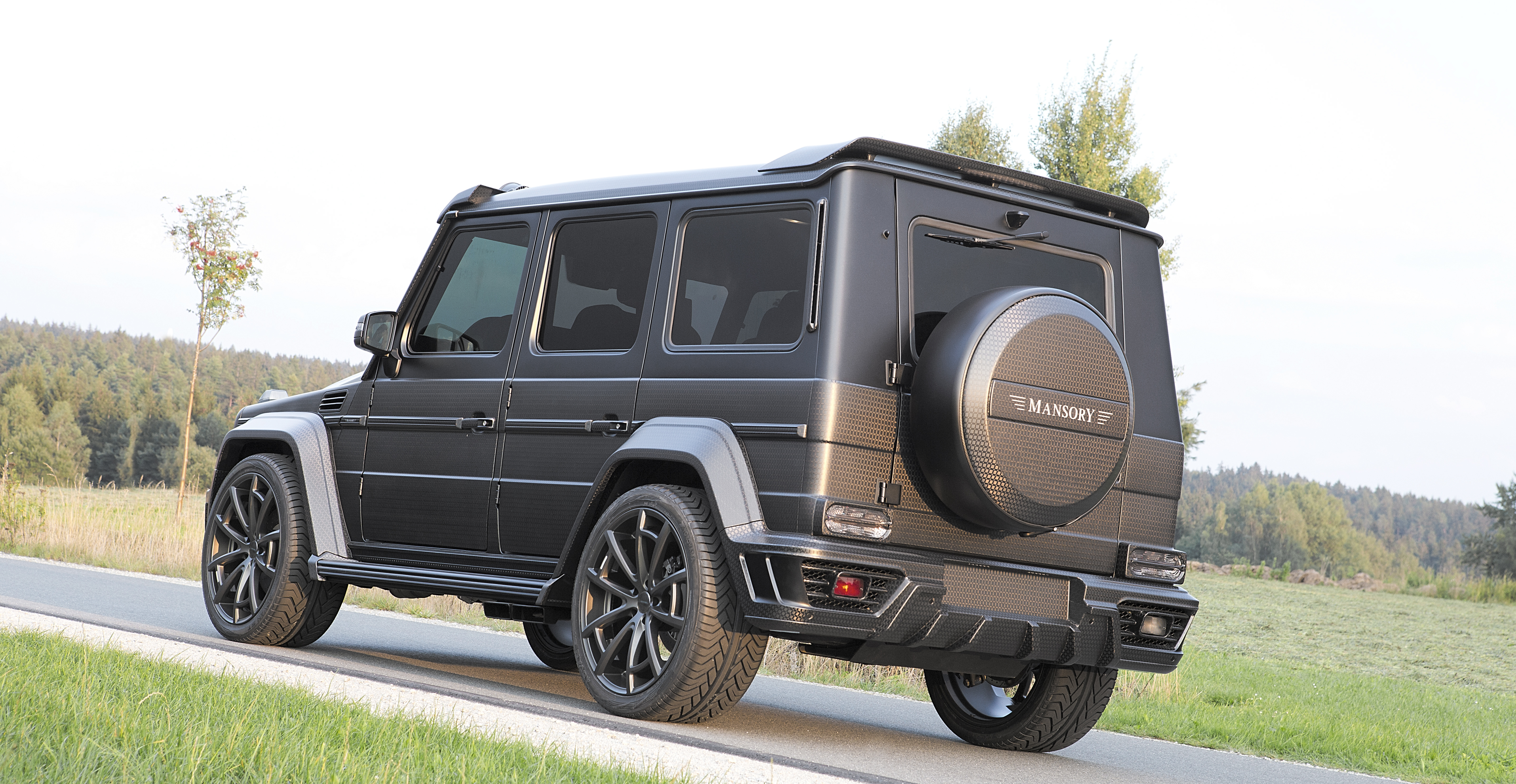 mansory_mercedes-benz_g-class_gronos_black_edition_11.jpg