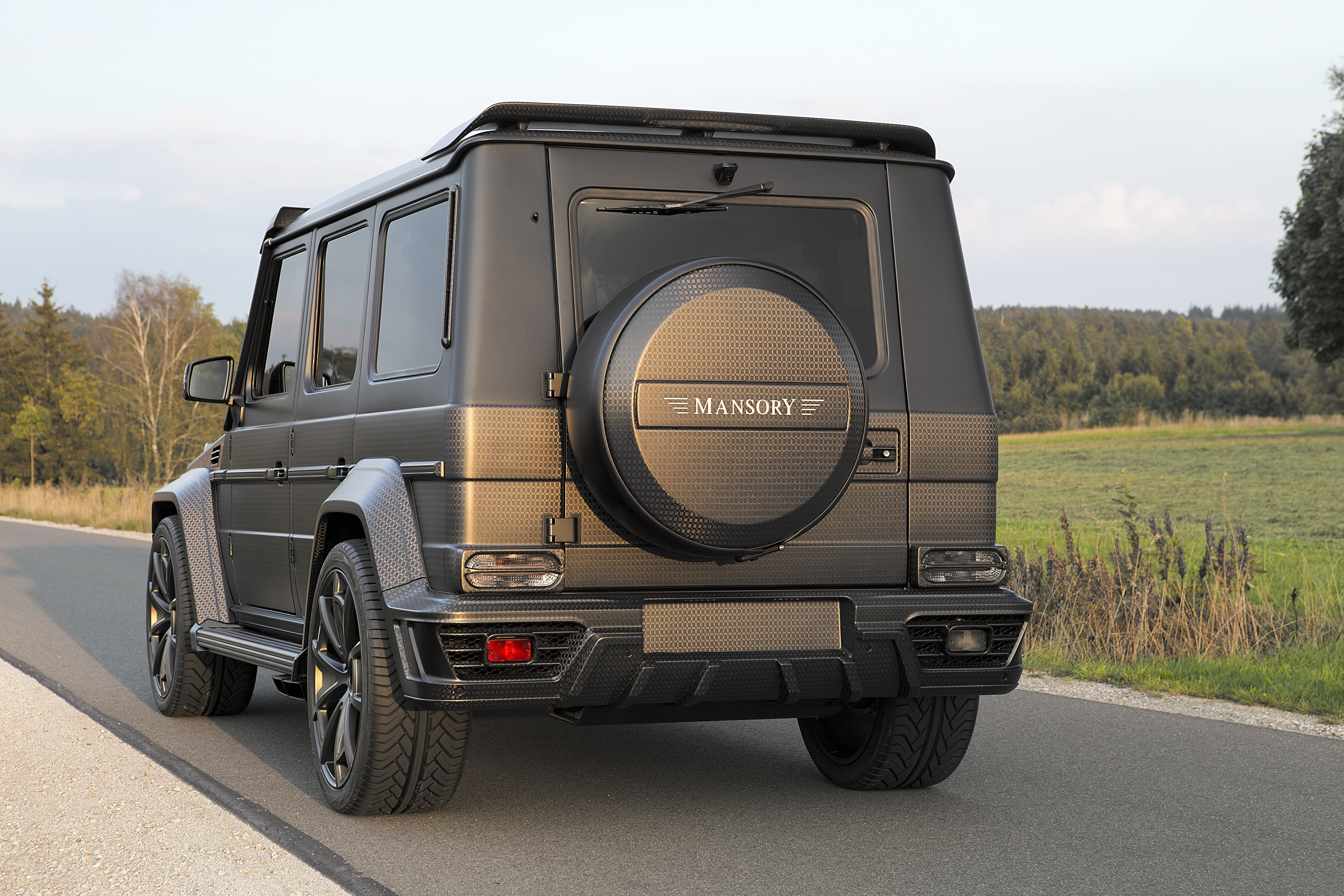 mansory_mercedes-benz_g-class_gronos_black_edition_12.jpg