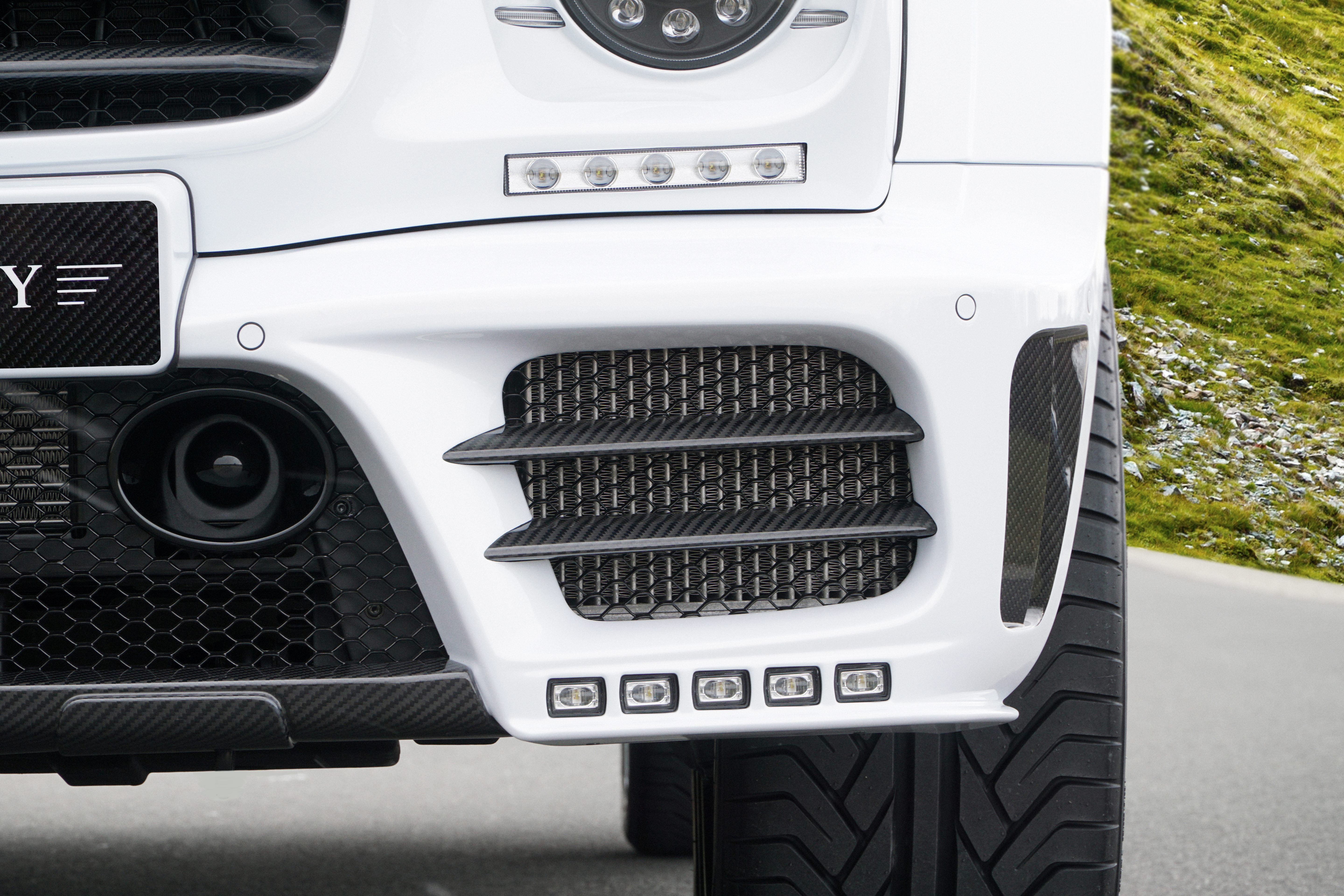 mansory_mercedes-benz_g-class_gronos_facelift_05.jpg