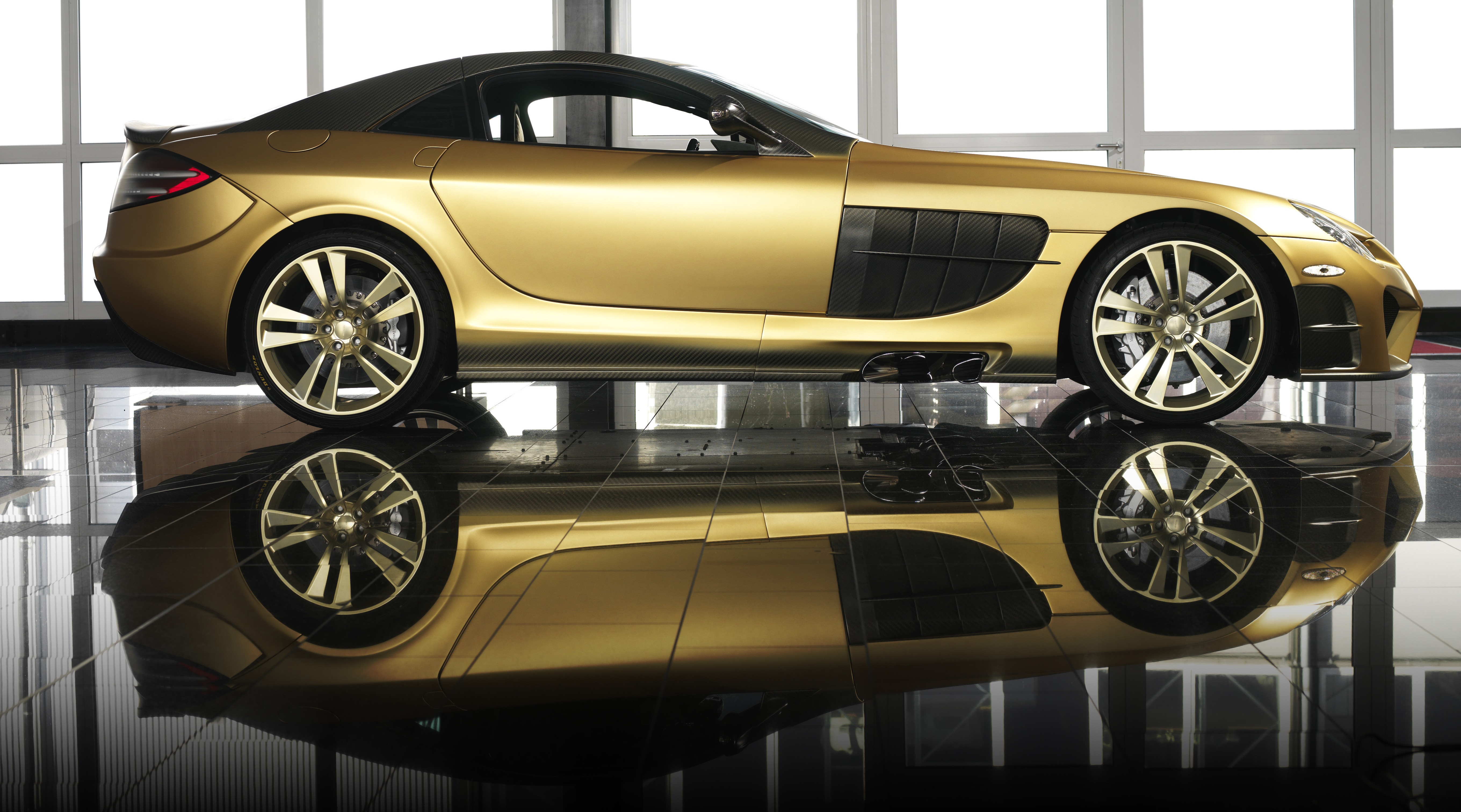mansory_mercedes-benz_slr_renovatio_07.jpg