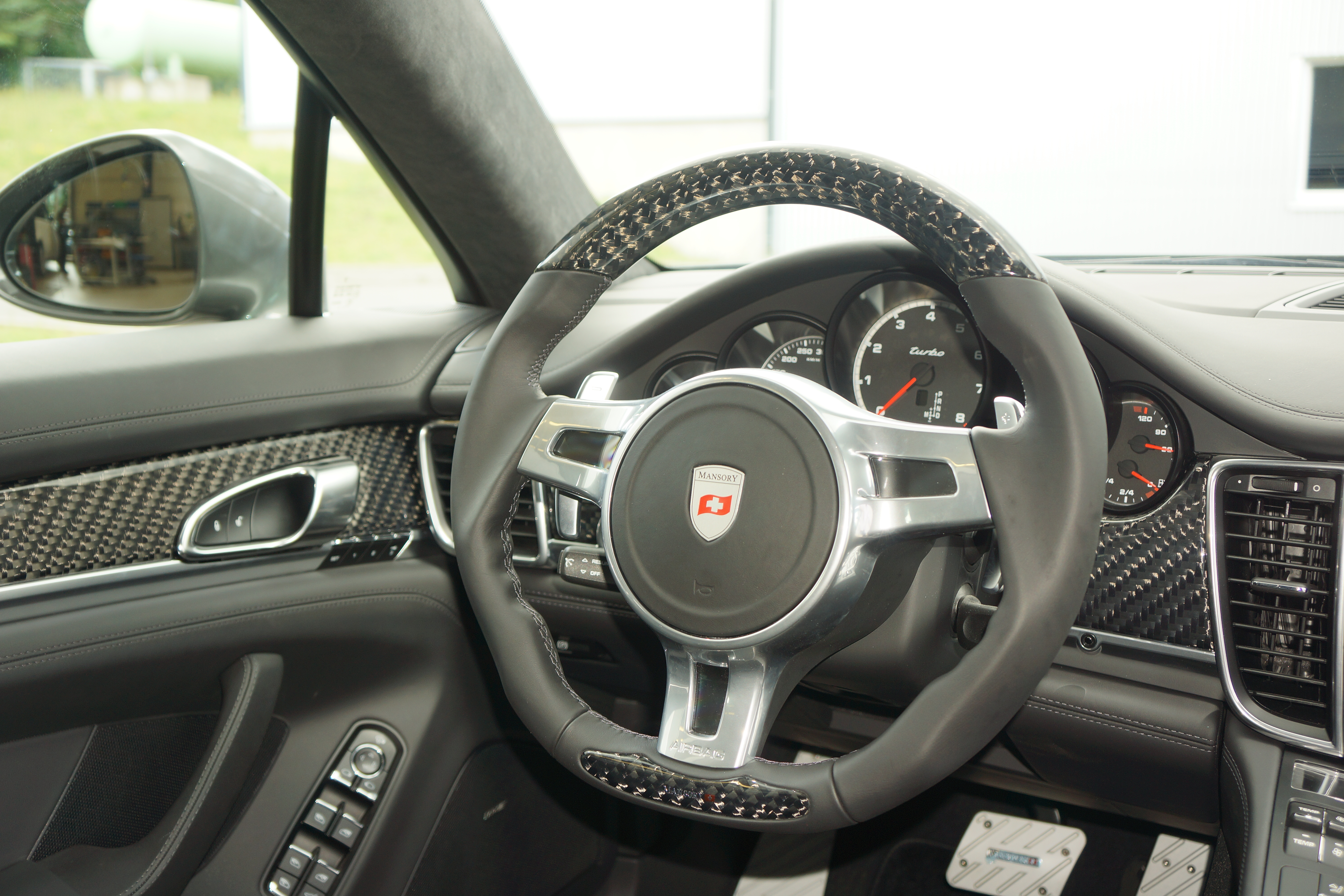 mansory_porsche_panamera_970_facelift_08.jpg
