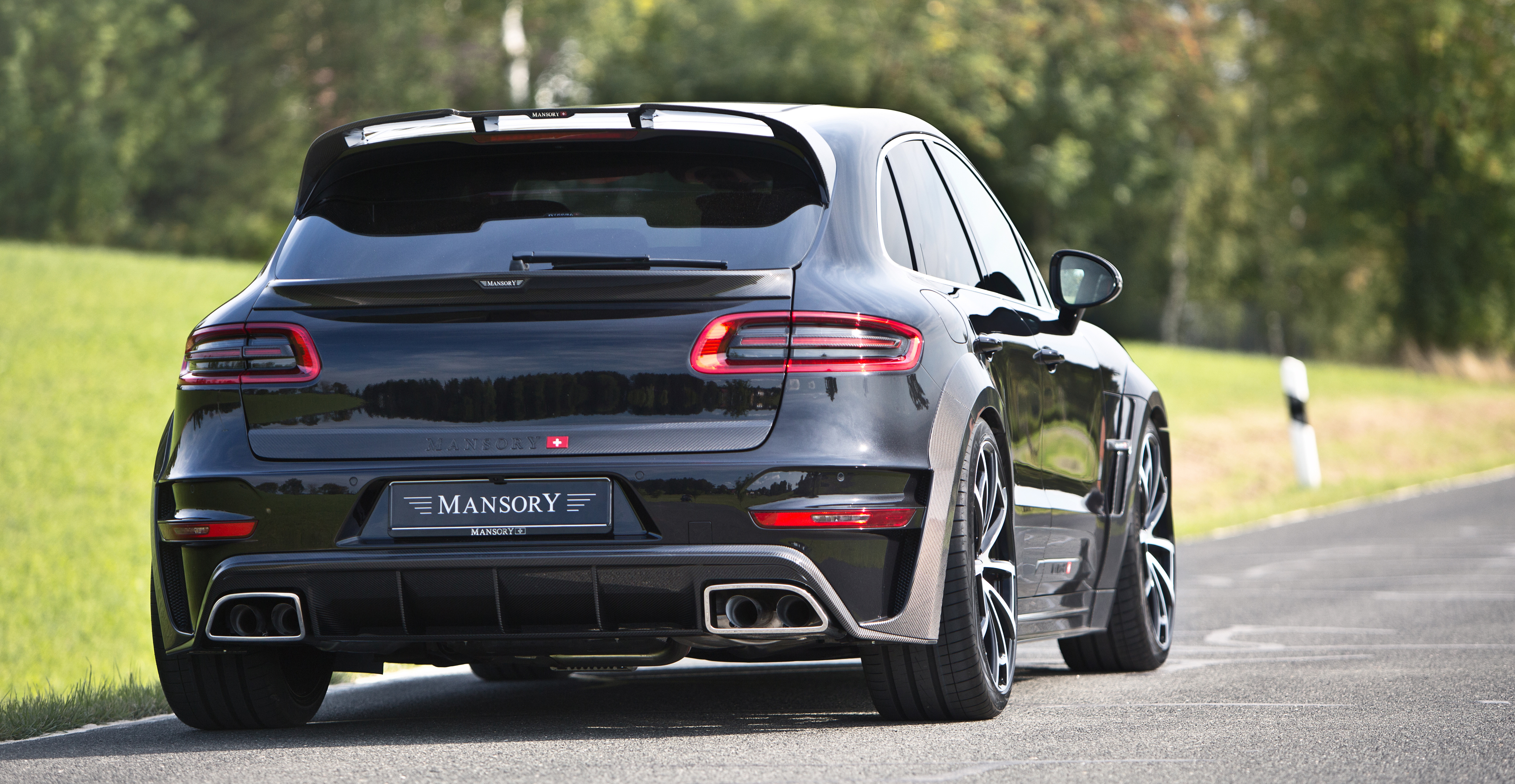 mansory_porsche_macan_02.jpg
