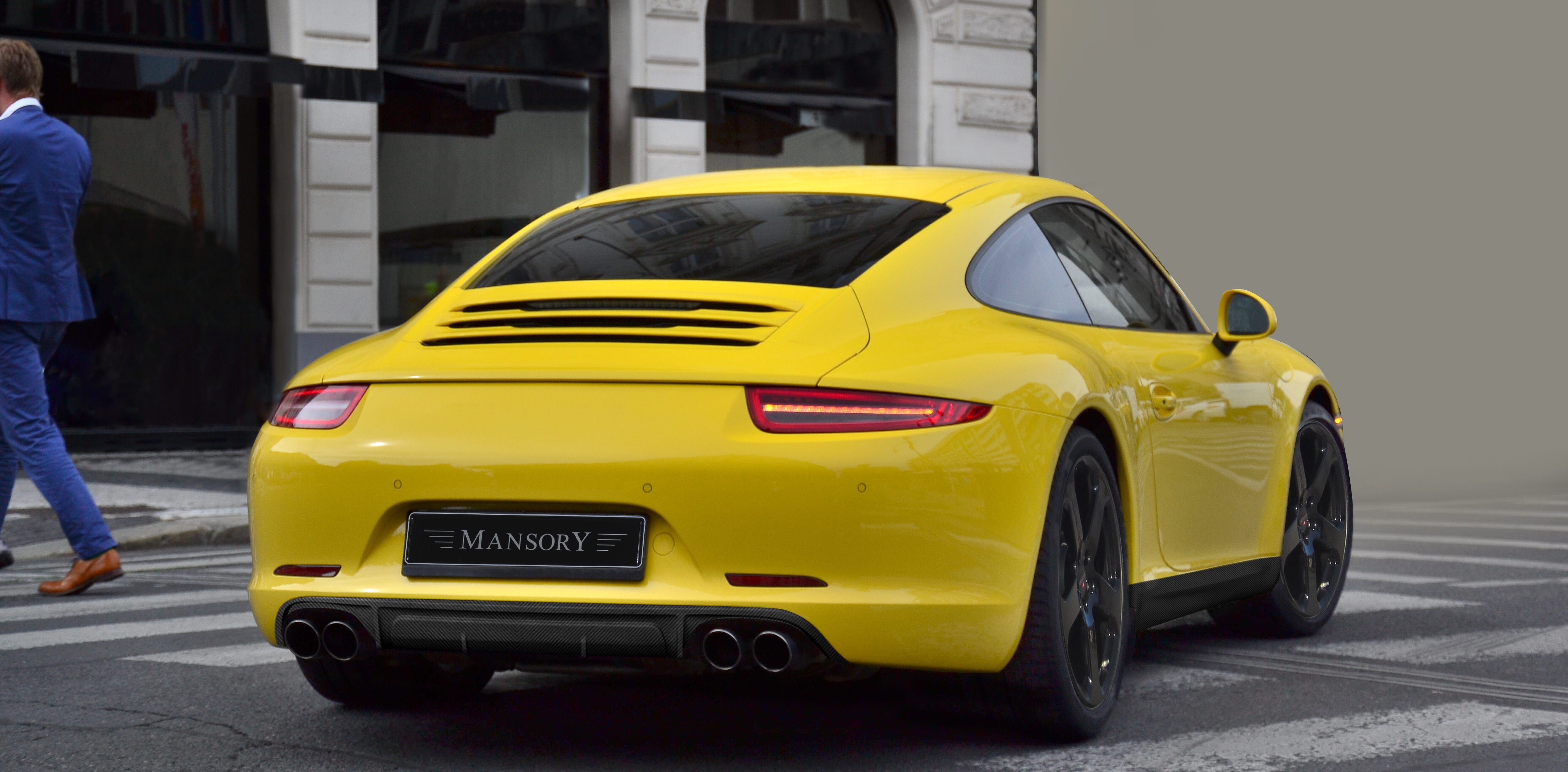 mansory_991_addon_ext_03.jpg