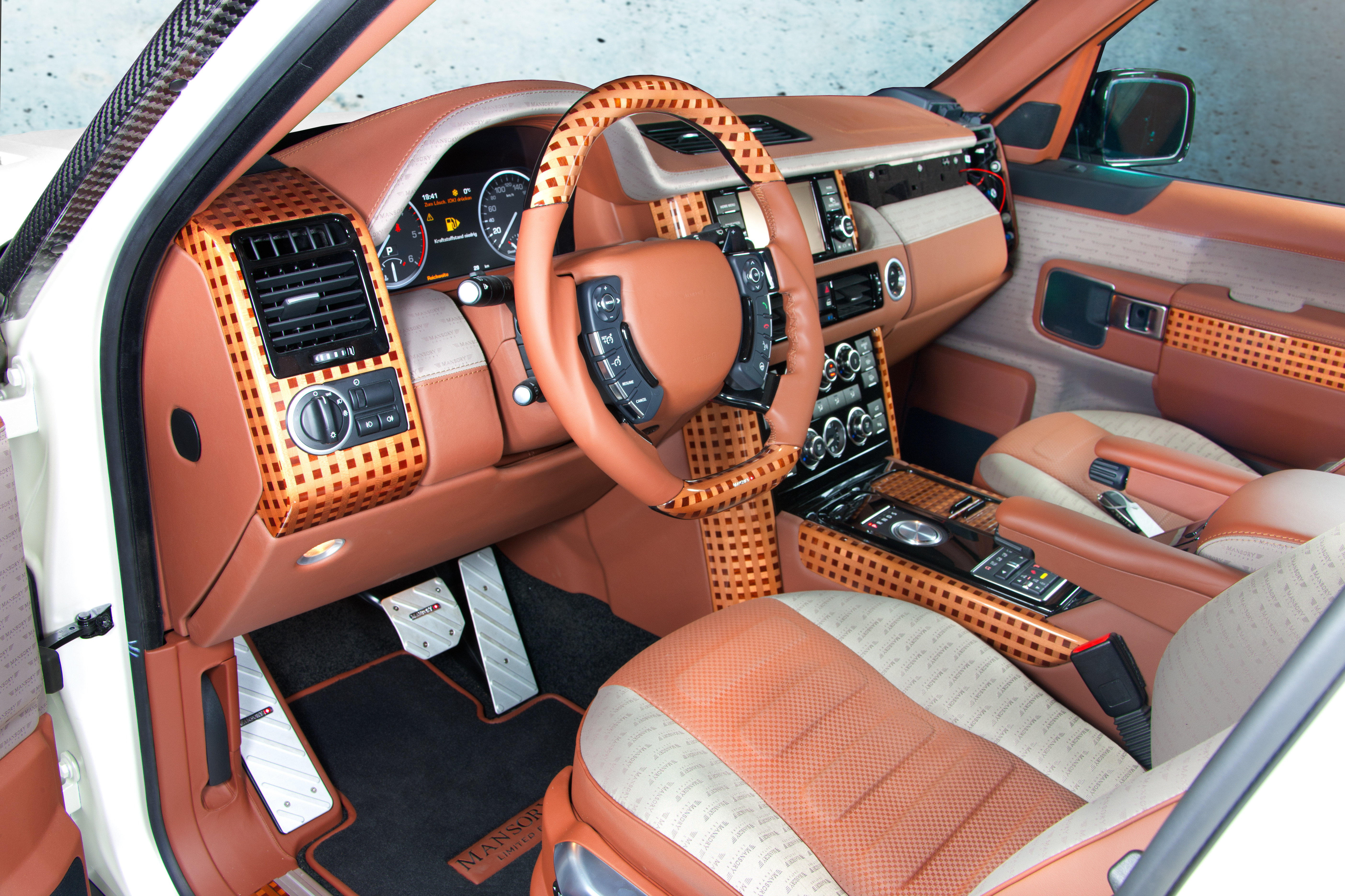 mansory_vogue1_int_01.jpg
