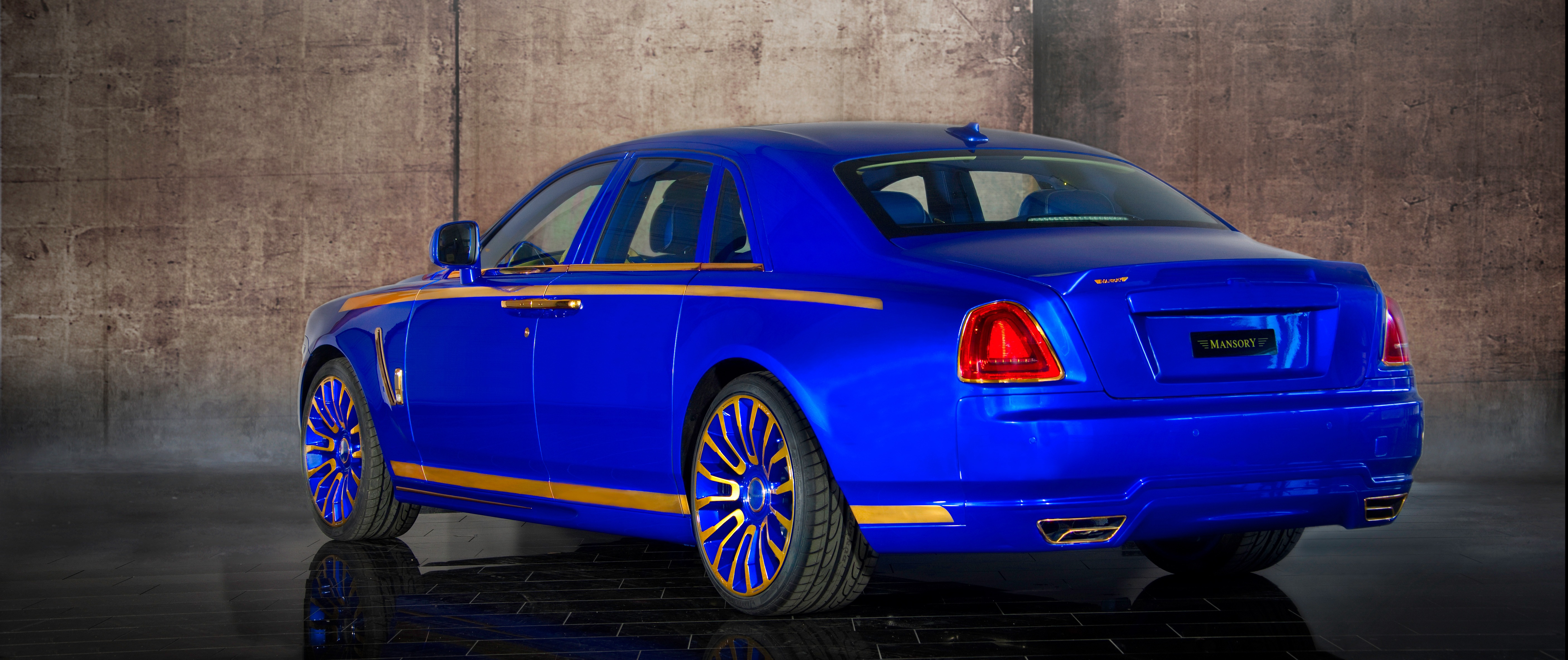 mansory_rolls_royce_ghost_12.jpg