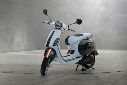 MANSORY SCOOTER CH. Blue Location: Dubai